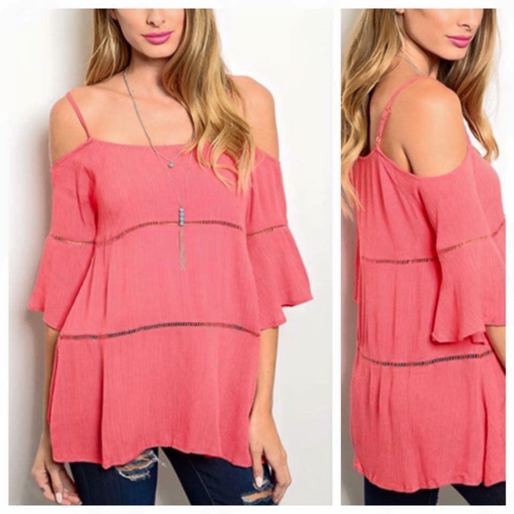 🚨SALE! 🍑coral open shoulder top/eyelet detail